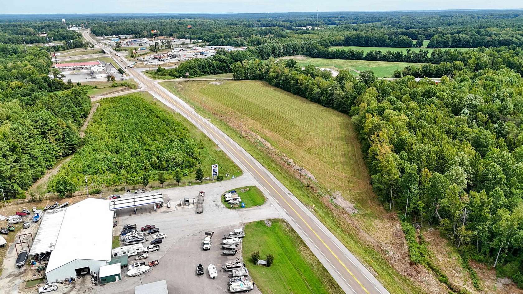 12 Acres of Commercial Land for Sale in Holladay, Tennessee