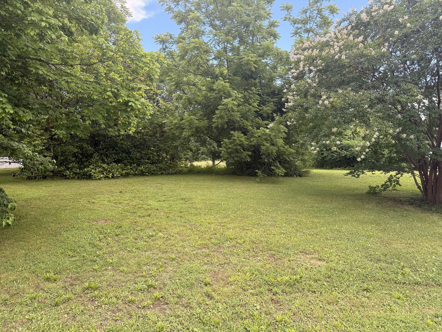 2 Acres of Residential Land for Sale in Summertown, Tennessee