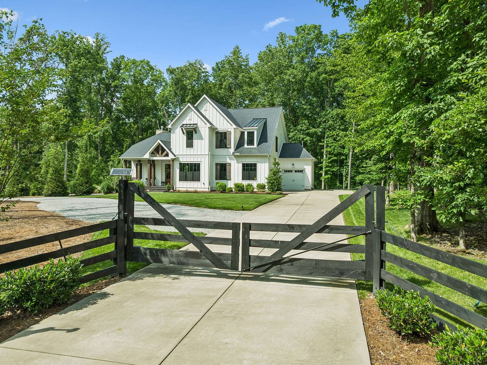 5.45 Acres of Land with Home for Sale in Franklin, Tennessee