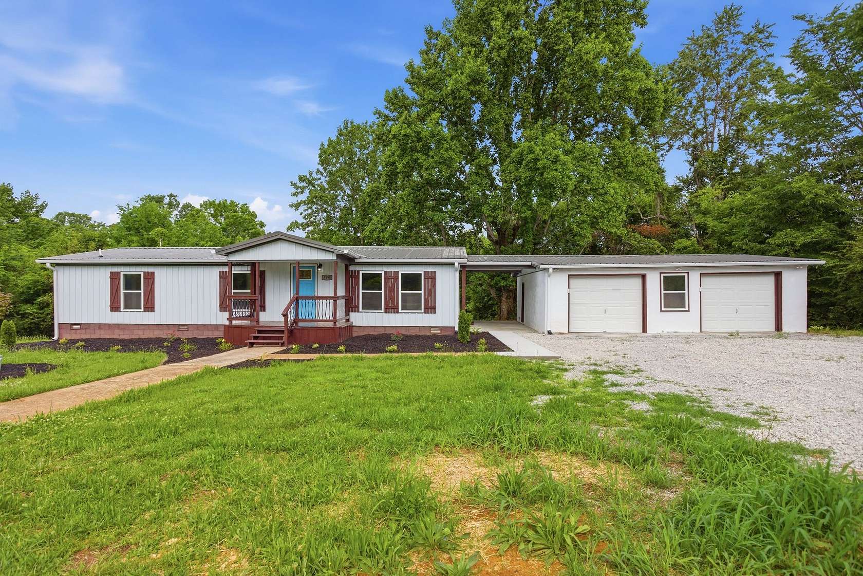 3.24 Acres of Land with Home for Sale in Mount Pleasant, Tennessee