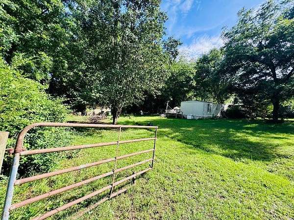2.47 Acres of Residential Land for Sale in Lowndesville, South Carolina