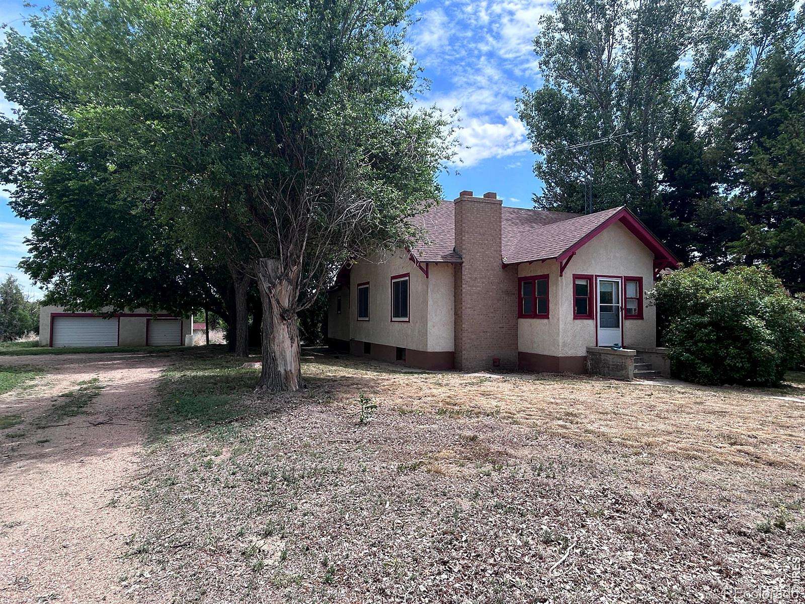 8.22 Acres of Land with Home for Sale in Fort Morgan, Colorado