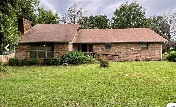 1.62 Acres of Land with Home for Lease in Springdale, Arkansas
