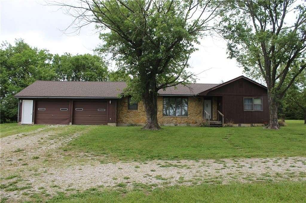 12.4 Acres of Land with Home for Sale in Iola, Kansas