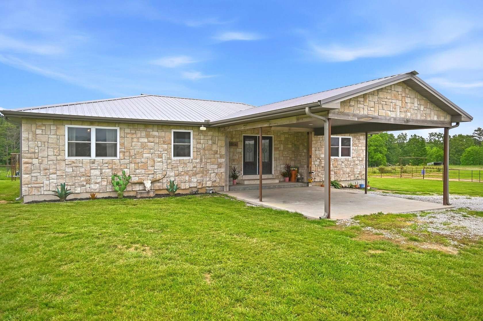15.3 Acres of Land with Home for Sale in Licking, Missouri