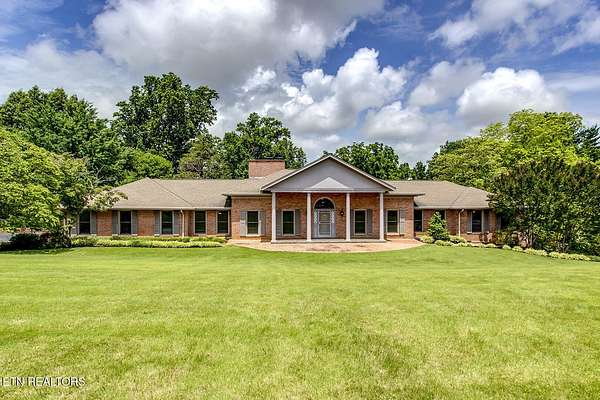 1.7 Acres of Land with Home for Sale in Knoxville, Tennessee