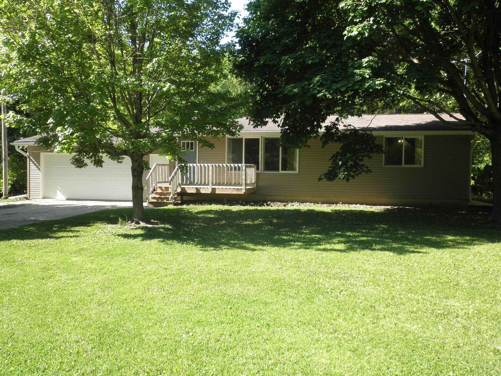 2.25 Acres of Land with Home for Sale in Osage, Iowa