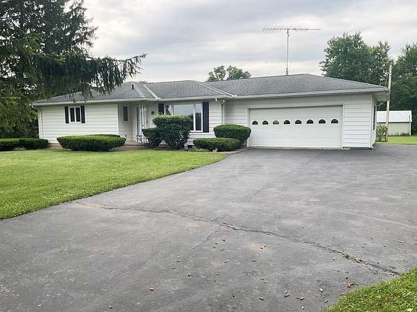 4.87 Acres of Land with Home for Sale in Polk, Ohio