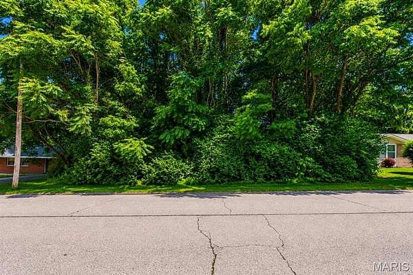 0.23 Acres of Residential Land for Sale in Fairview Heights, Illinois