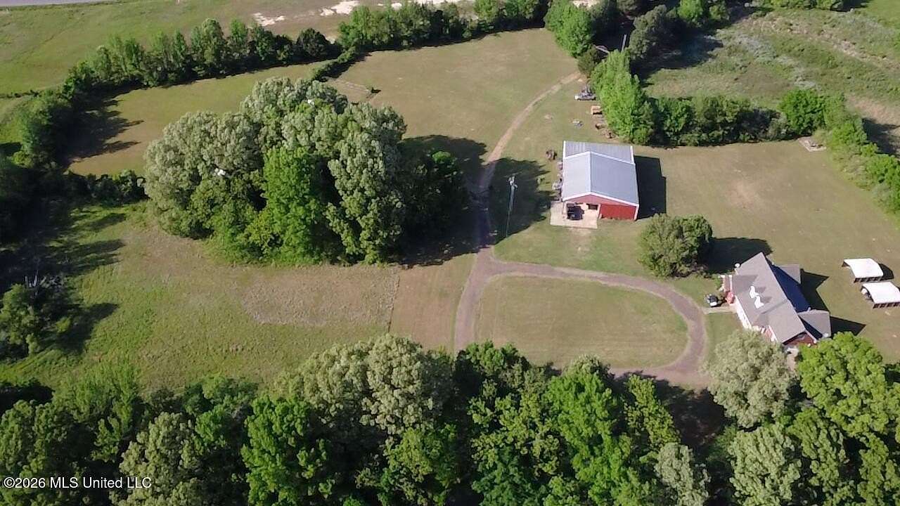 20.6 Acres of Land with Home for Sale in Hernando, Mississippi