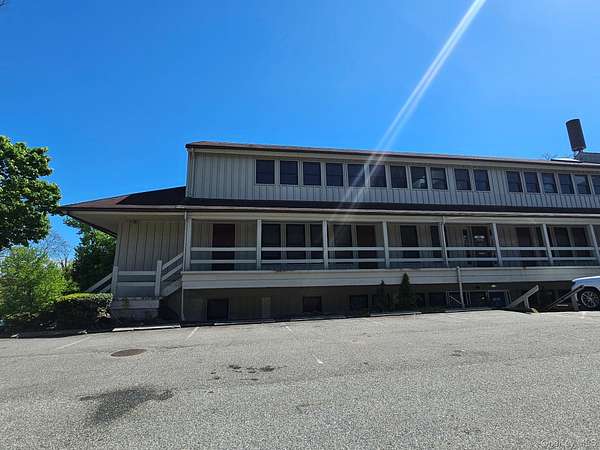 2.5 Acres of Commercial Land for Lease in Huntington, New York