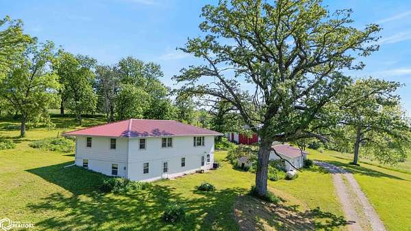 19.5 Acres of Land with Home for Sale in Marshalltown, Iowa