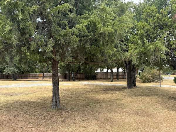 0.75 Acres of Land for Sale in Mineral Wells, Texas