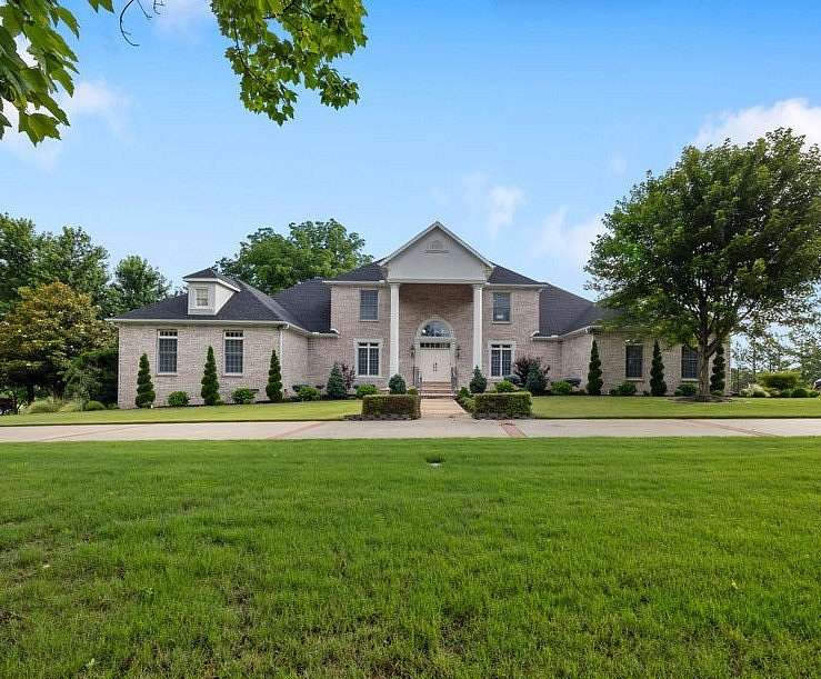 2 Acres of Land with Home for Sale in Springdale, Arkansas