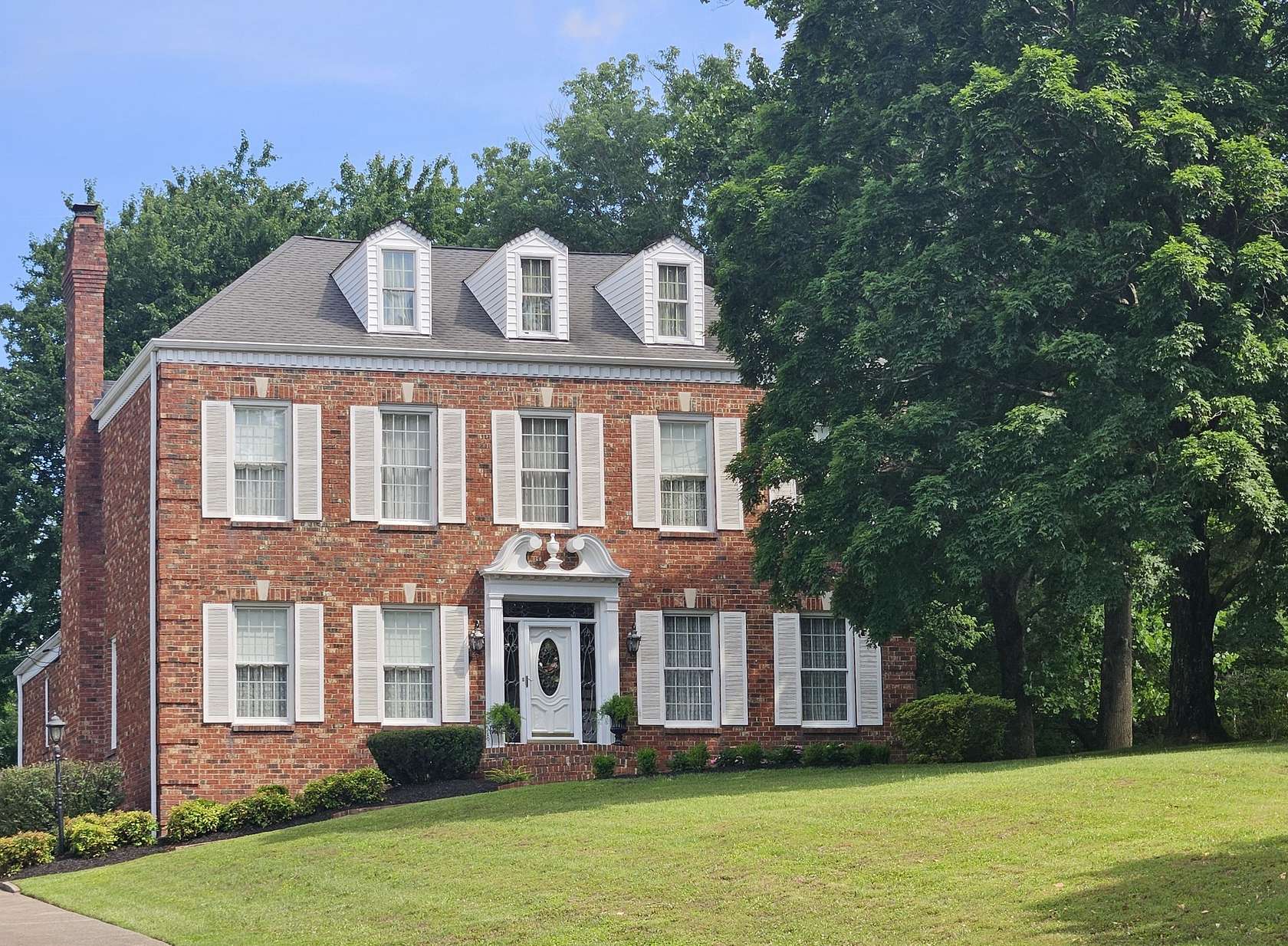 5 Acres of Land with Home for Sale in Hermitage, Tennessee