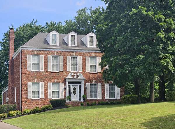5 Acres of Land with Home for Sale in Hermitage, Tennessee
