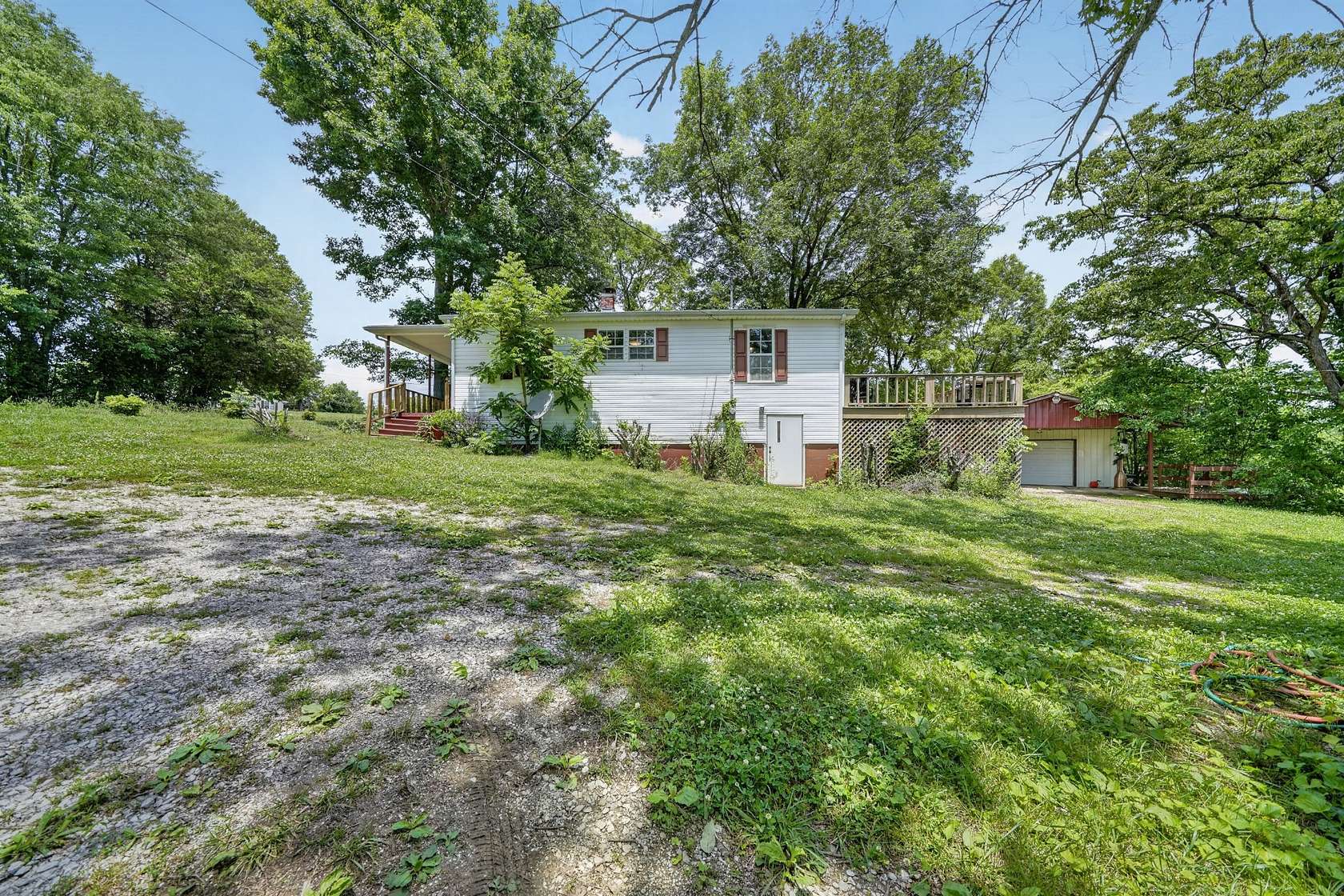 1.9 Acres of Land with Home for Sale in Prospect, Tennessee