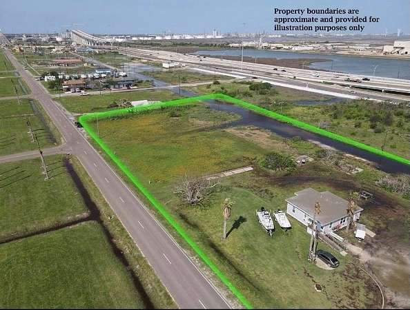 2.5 Acres of Improved Mixed-Use Land for Sale in Corpus Christi, Texas
