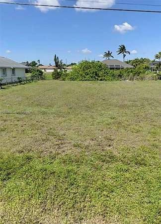 Residential Land for Sale in Cape Coral, Florida
