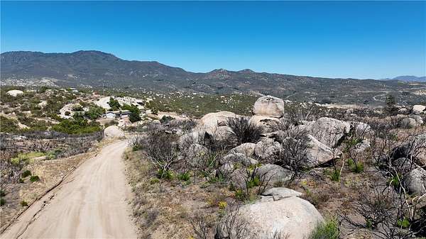 5 Acres of Land for Sale in Hemet, California