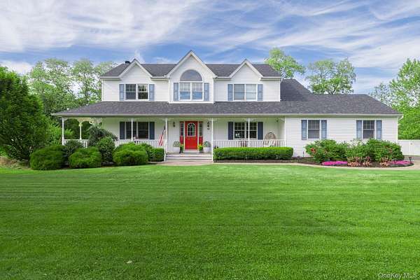 1.7 Acres of Land with Home for Sale in Baiting Hollow, New York