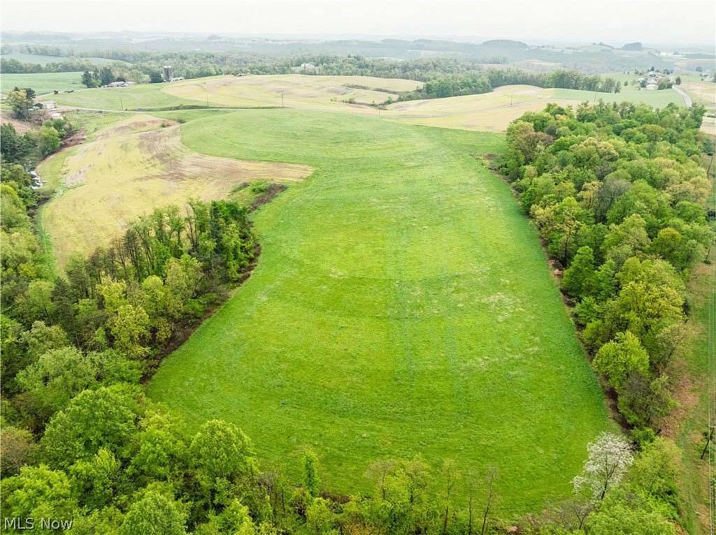 21 Acres of Recreational Land for Auction in Fresno, Ohio