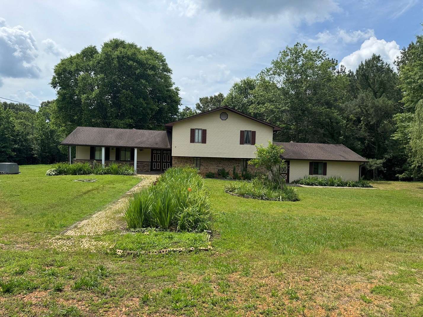 9.6 Acres of Land with Home for Sale in Buchanan, Tennessee