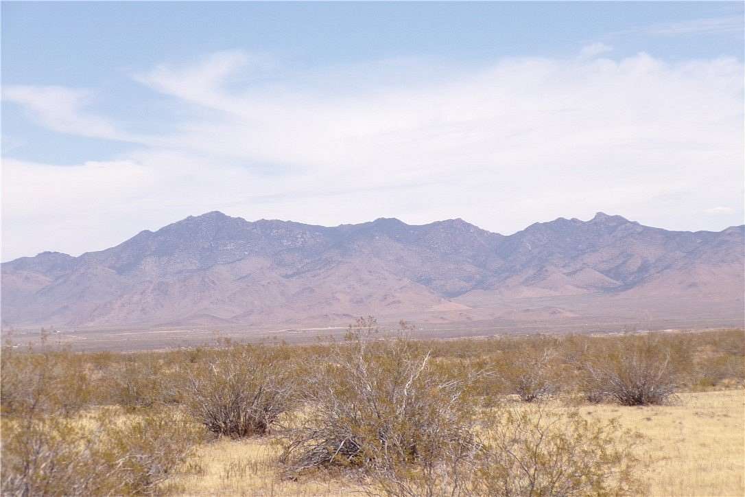 5 Acres of Land for Sale in Dolan Springs, Arizona
