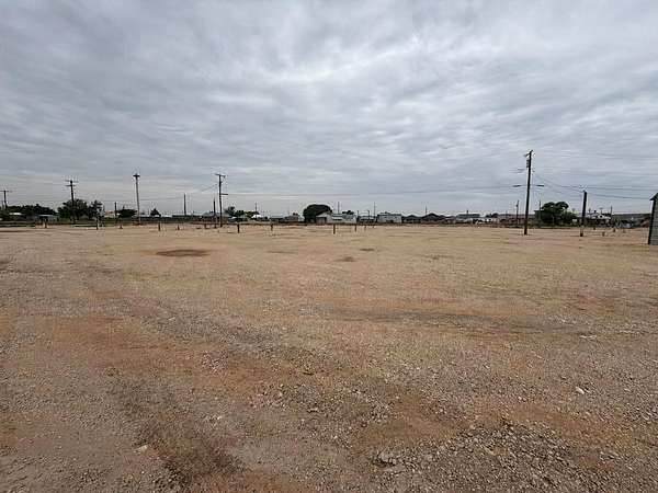 1.38 Acres of Improved Residential Land for Sale in Goldsmith, Texas