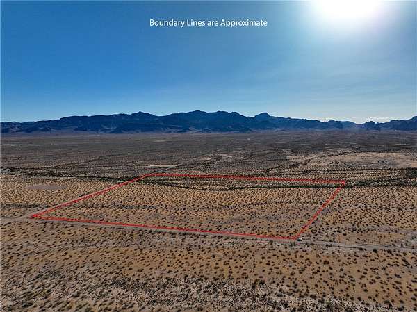 36.8 Acres of Agricultural & Residential Land for Sale in Golden Valley, Arizona
