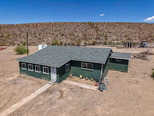 5 Acres of Land with Home for Sale in Safford, Arizona