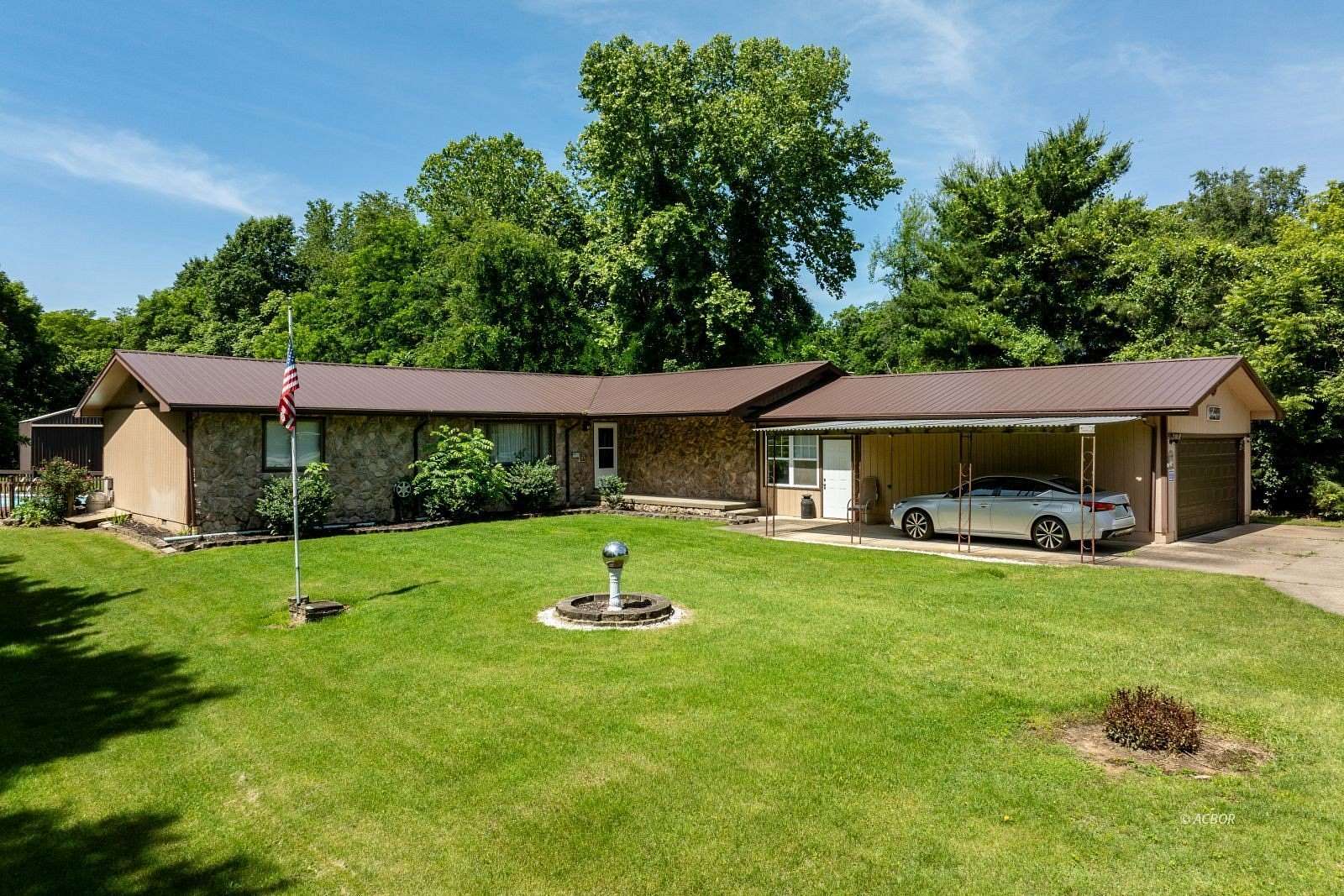 2.5 Acres of Land with Home for Sale in Gallipolis, Ohio