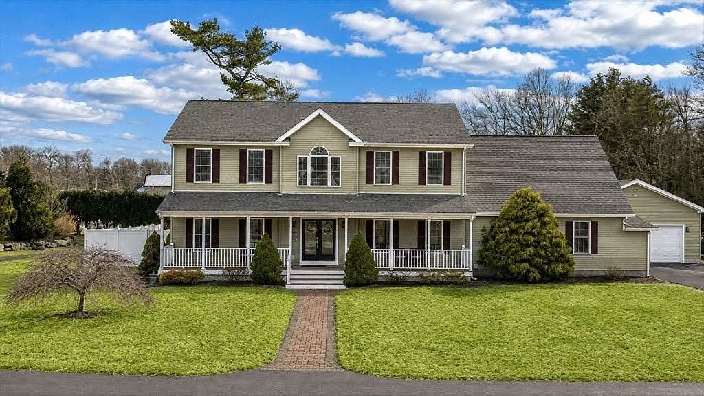 1.67 Acres of Land with Home for Sale in Westport Town, Massachusetts