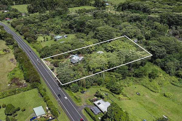 4.55 Acres of Land with Home for Sale in Mountain View, Hawaii