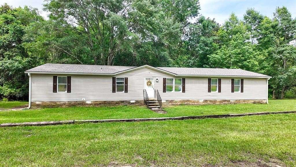 8.7 Acres of Land with Home for Sale in Pelham, Georgia