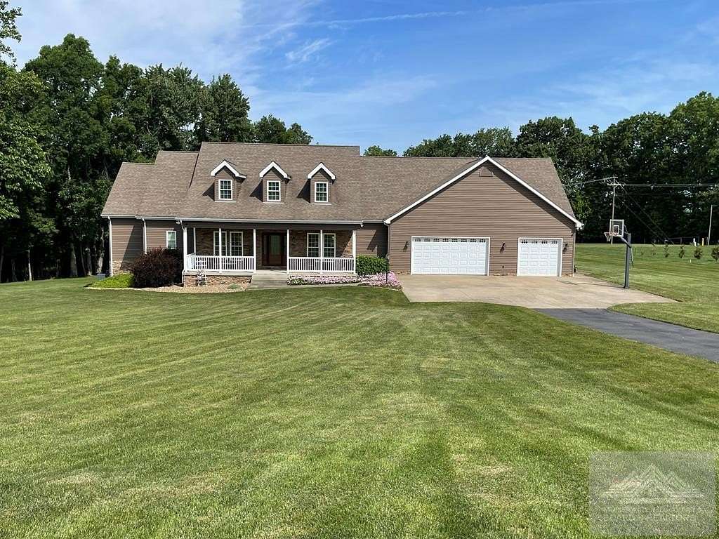 1.5 Acres of Land with Home for Sale in Princeton, West Virginia