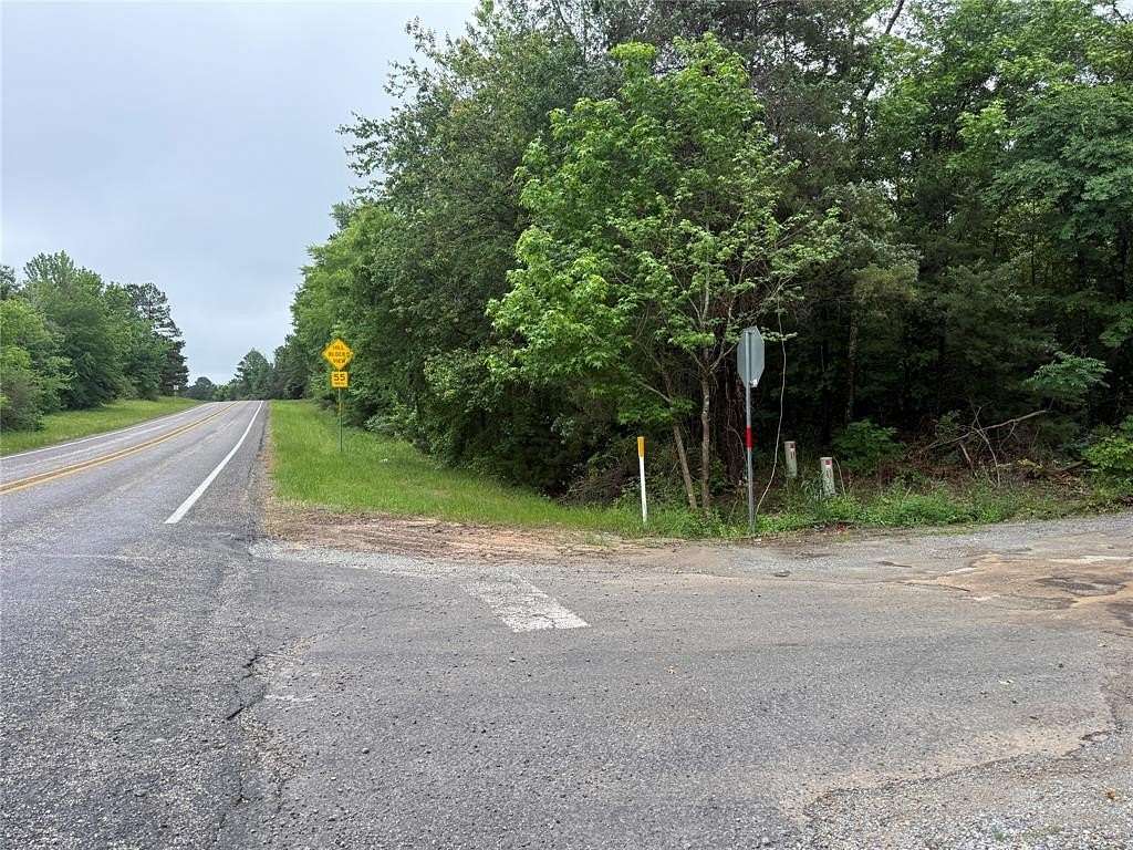 7 Acres of Land for Sale in Linden, Texas
