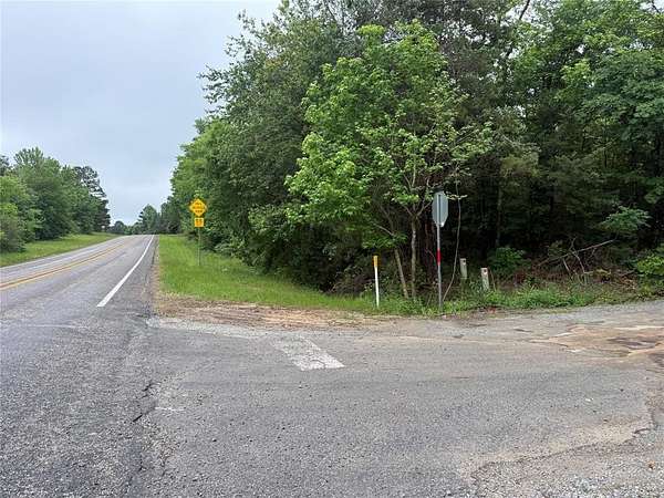 7 Acres of Land for Sale in Linden, Texas
