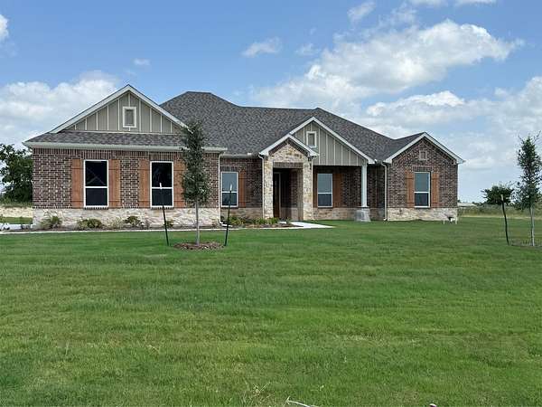 2 Acres of Land with Home for Sale in Weatherford, Texas