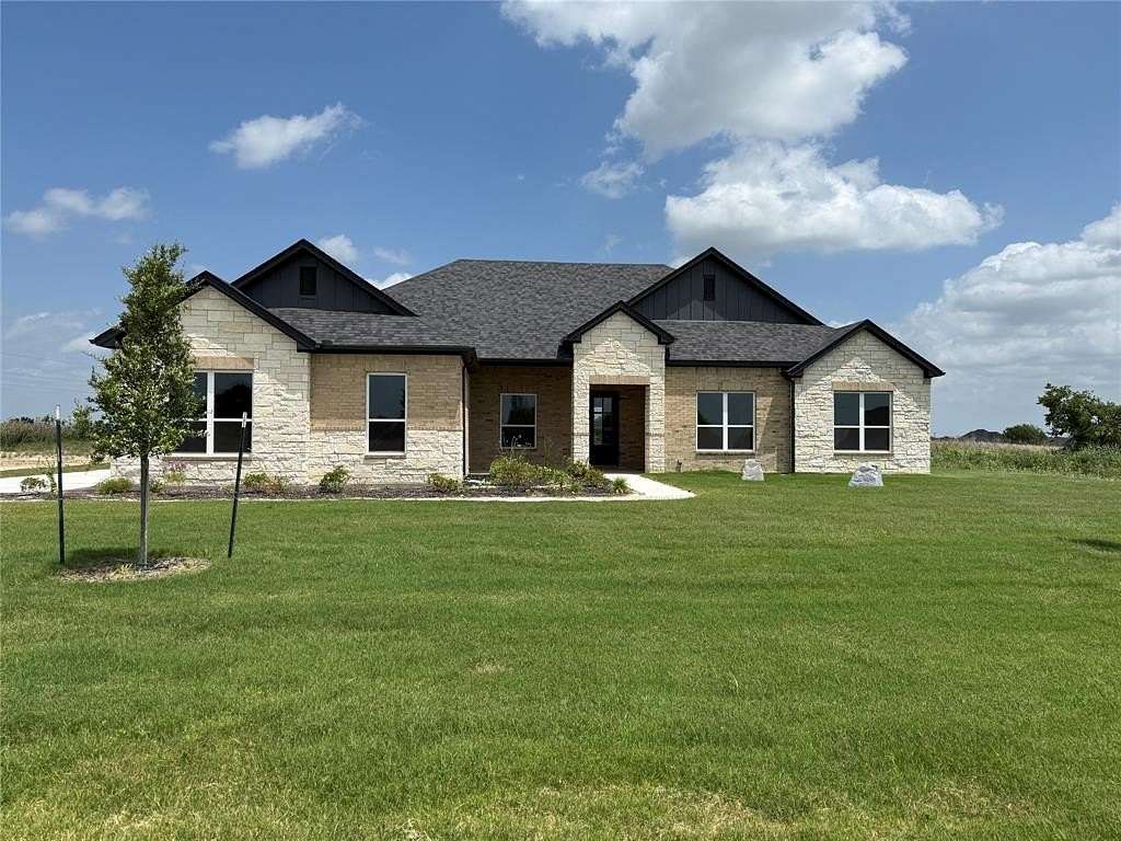 2 Acres of Land with Home for Sale in Weatherford, Texas