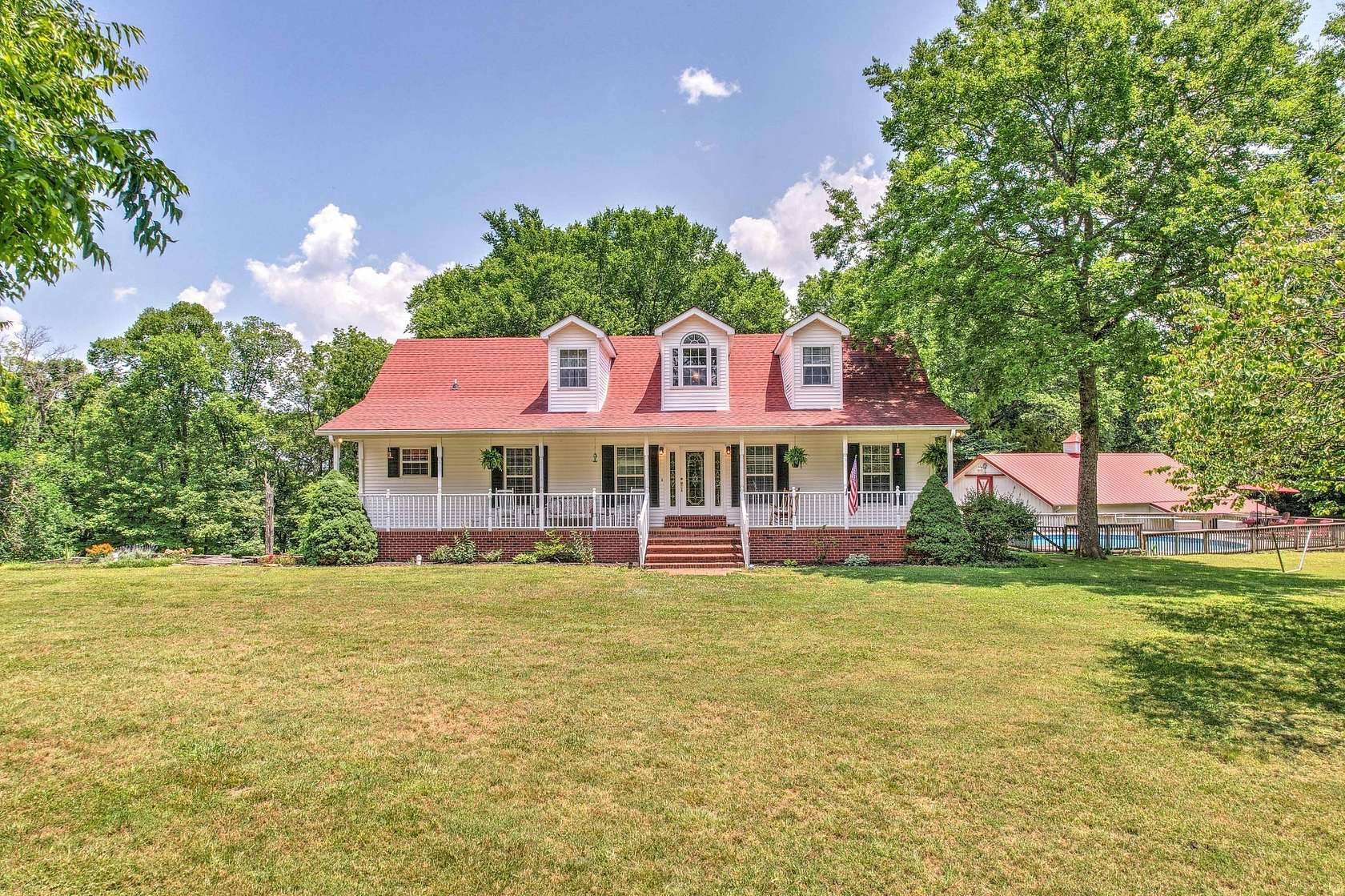 24.1 Acres of Recreational Land with Home for Sale in Smyrna, Tennessee