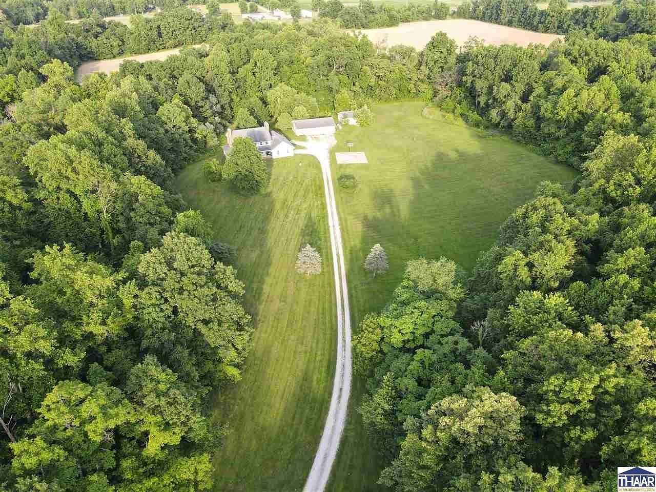 9 Acres of Land with Home for Sale in Terre Haute, Indiana