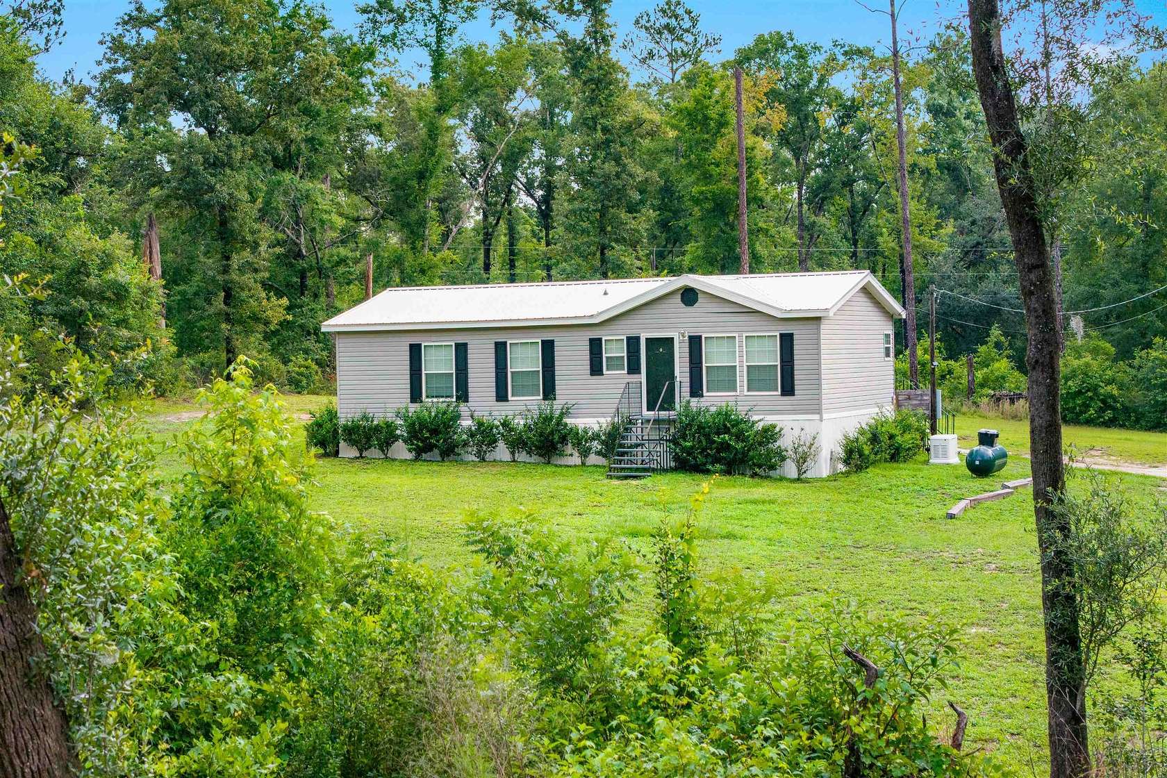 2 Acres of Land with Home for Sale in Jennings, Florida
