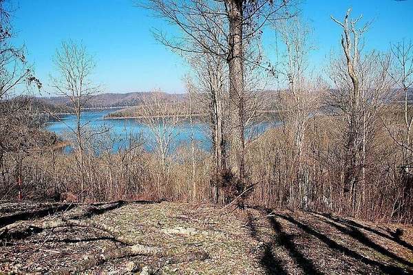 5.39 Acres of Residential Land for Sale in Smithville, Tennessee