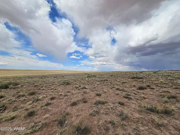 3.75 Acres of Residential Land for Sale in Sun Valley, Arizona