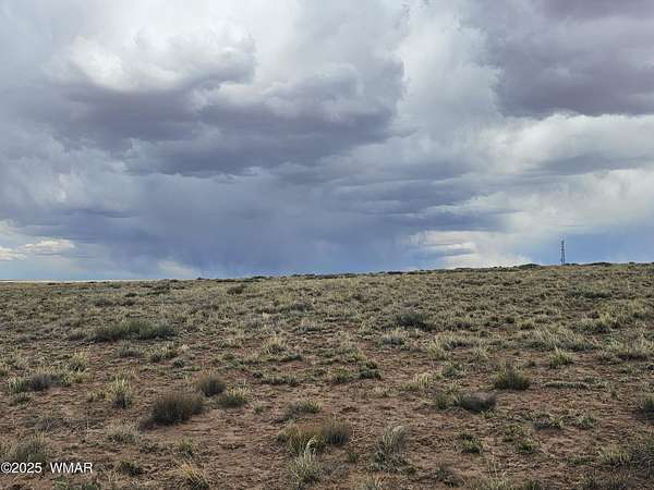 5 Acres of Residential Land for Sale in Sun Valley, Arizona