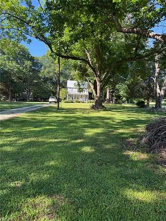 1.7 Acres of Land with Home for Sale in Chesapeake, Virginia