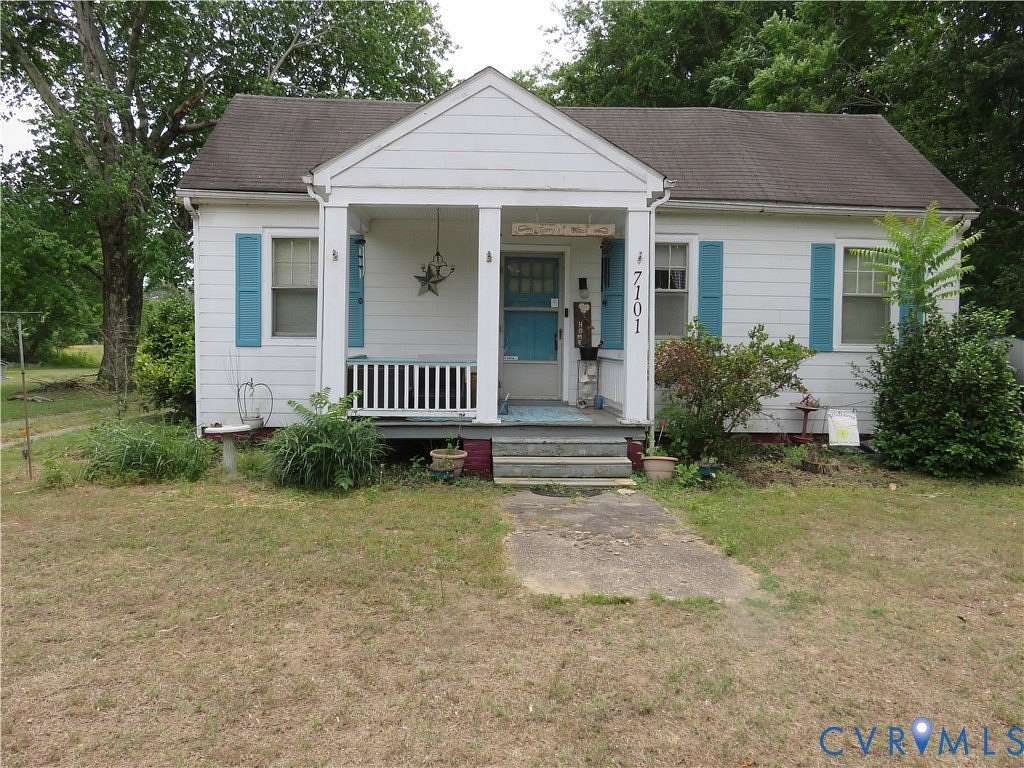 3.86 Acres of Land with Home for Sale in Mechanicsville, Virginia