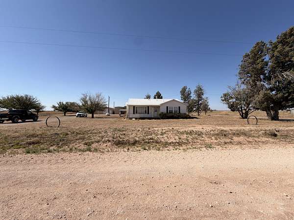 5 Acres of Land with Home for Sale in Smyer, Texas