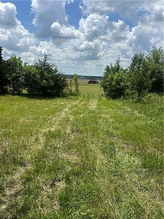 5.45 Acres of Residential Land for Sale in Ottawa, Kansas
